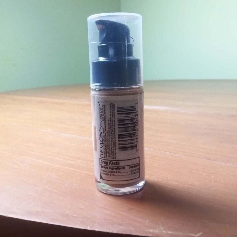 Revlon ColorStay 24Hrs Foundation - 270 Chestnut